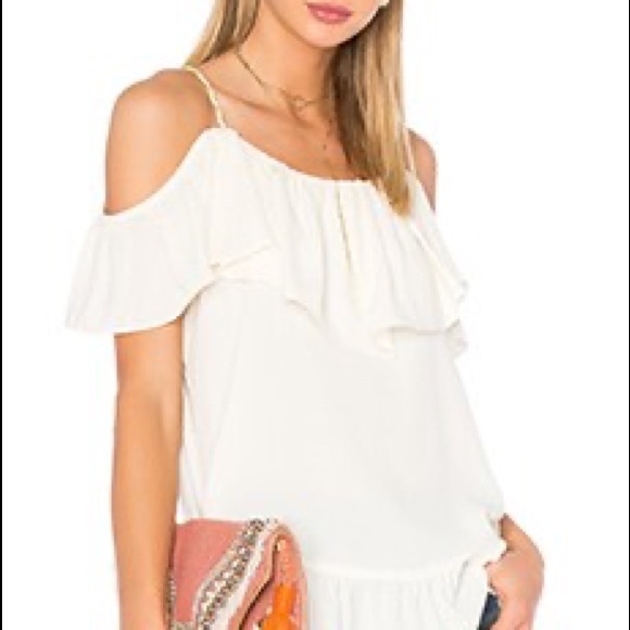 Revolve cold shoulder top - Picture 2 of 3